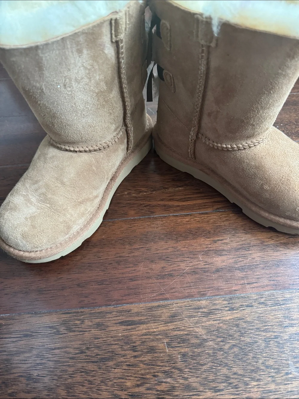 Ugh Bailey Bow Classic Plush Shearling Winter Boots - Chestnut